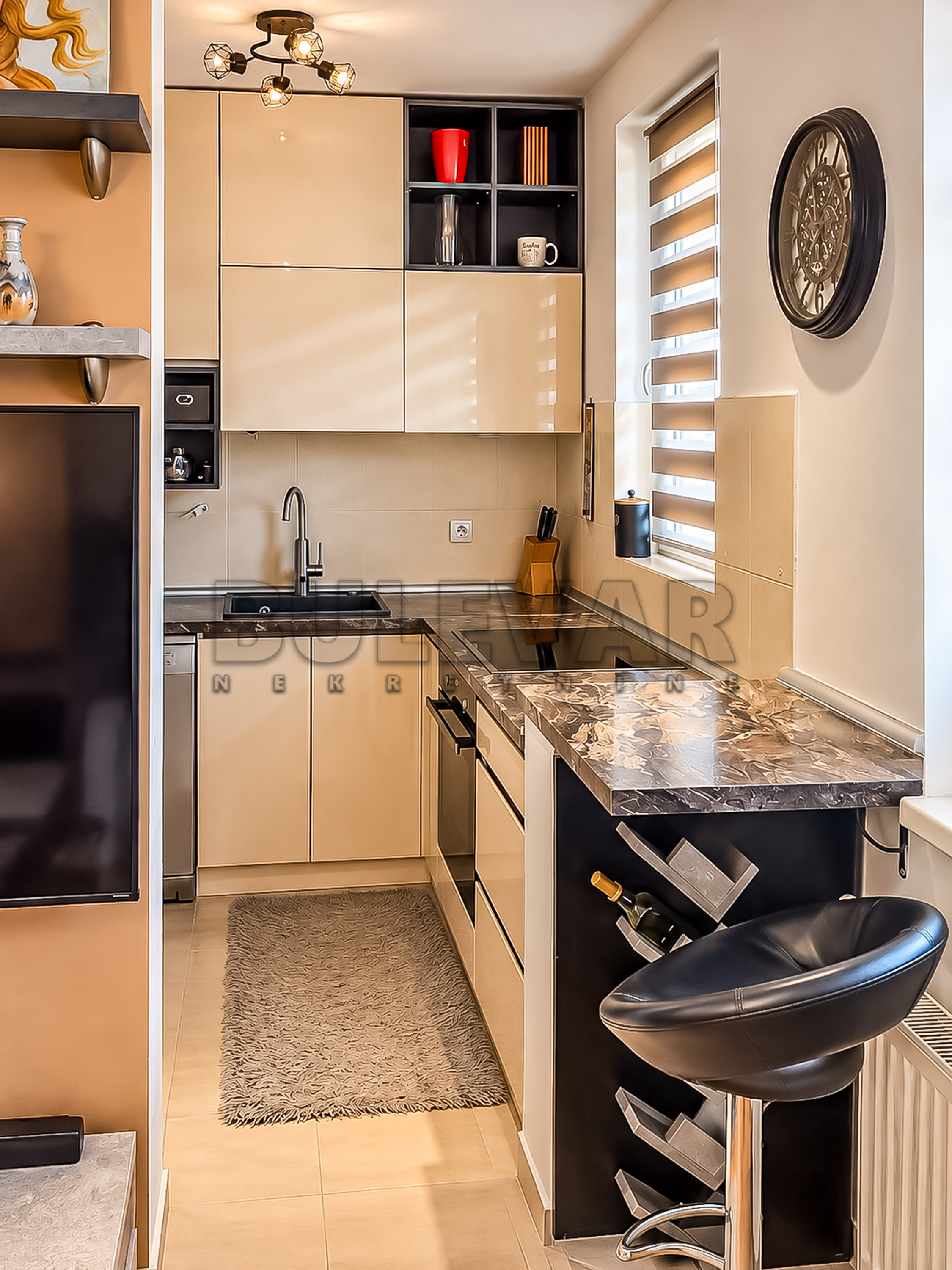 Trosoban stan Ledena stena 69m², 3 sprat — slika 25