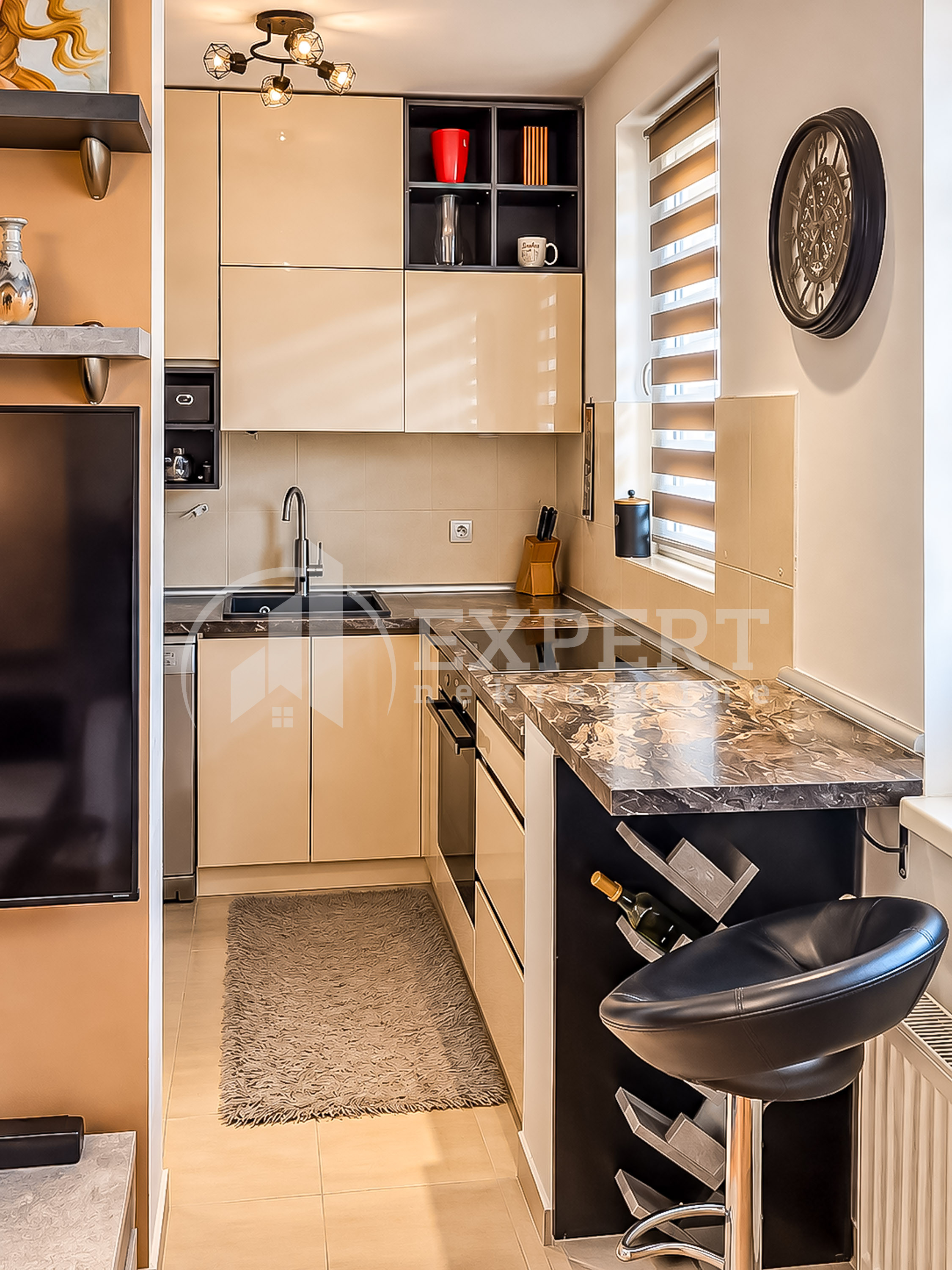 Trosoban stan Ledena stena 69m², 3 sprat — slika 26