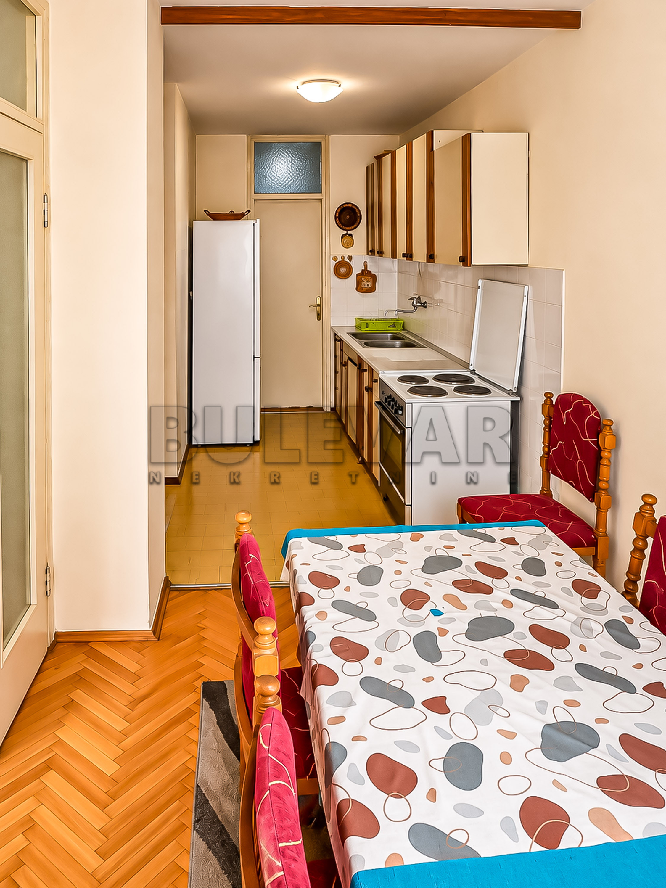 Trosoban stan Bulevar Nemanjića Zona 3 63m², 2 sprat — slika 15