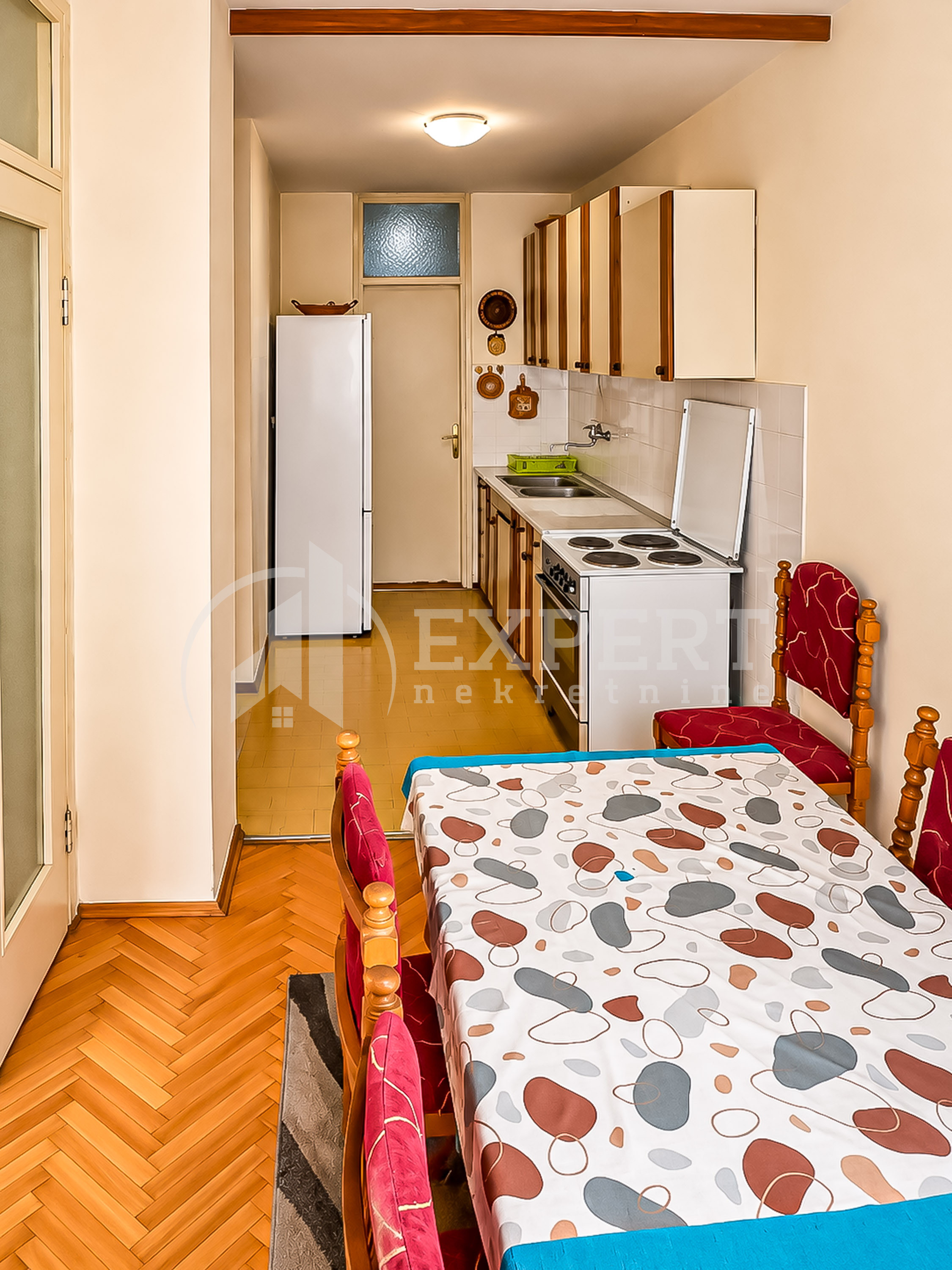 Trosoban stan Bulevar Nemanjića Zona 3 63m², 2 sprat — slika 14