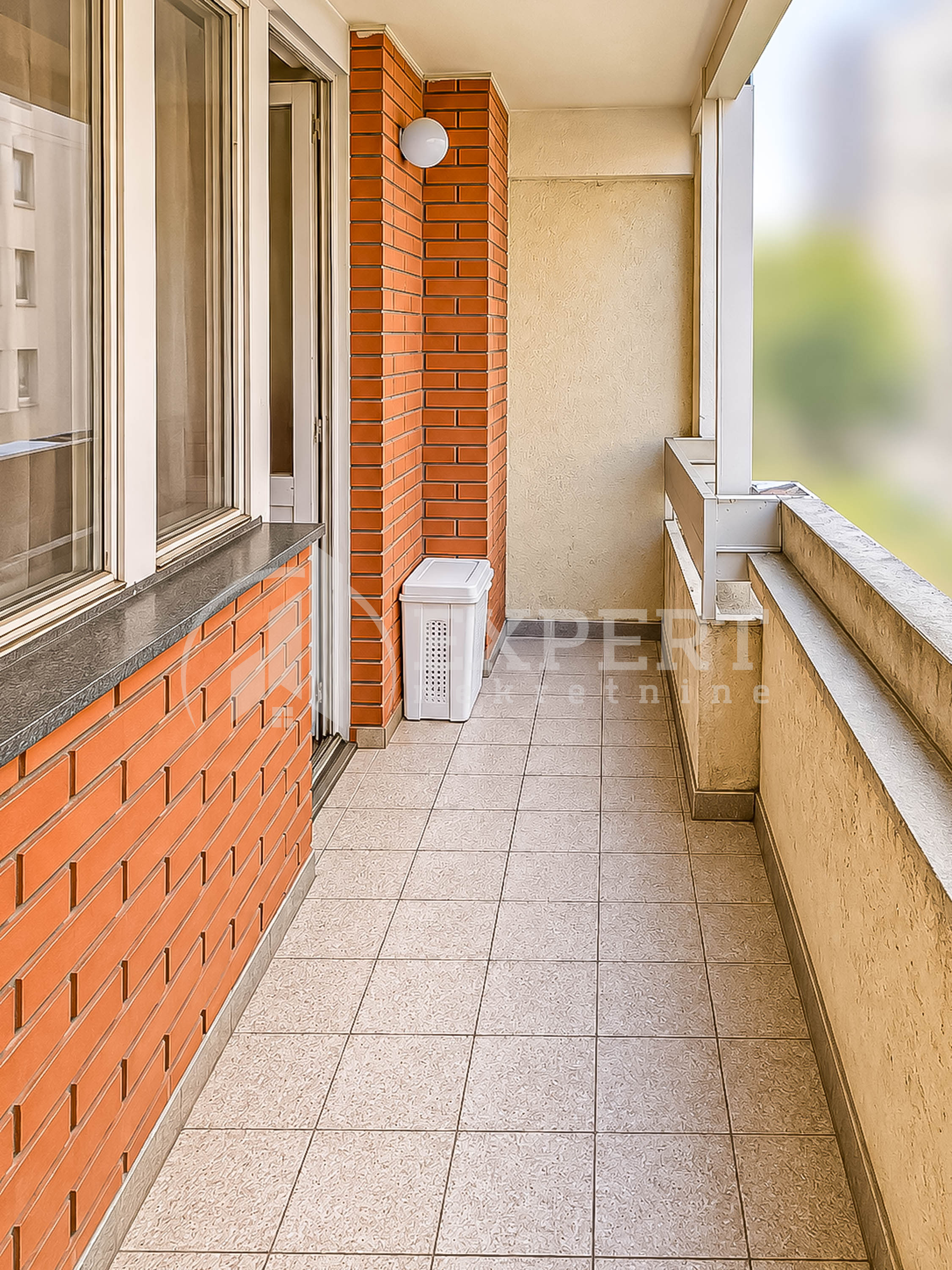 Trosoban stan Bulevar Nemanjića Zona 3 63m², 2 sprat — slika 19
