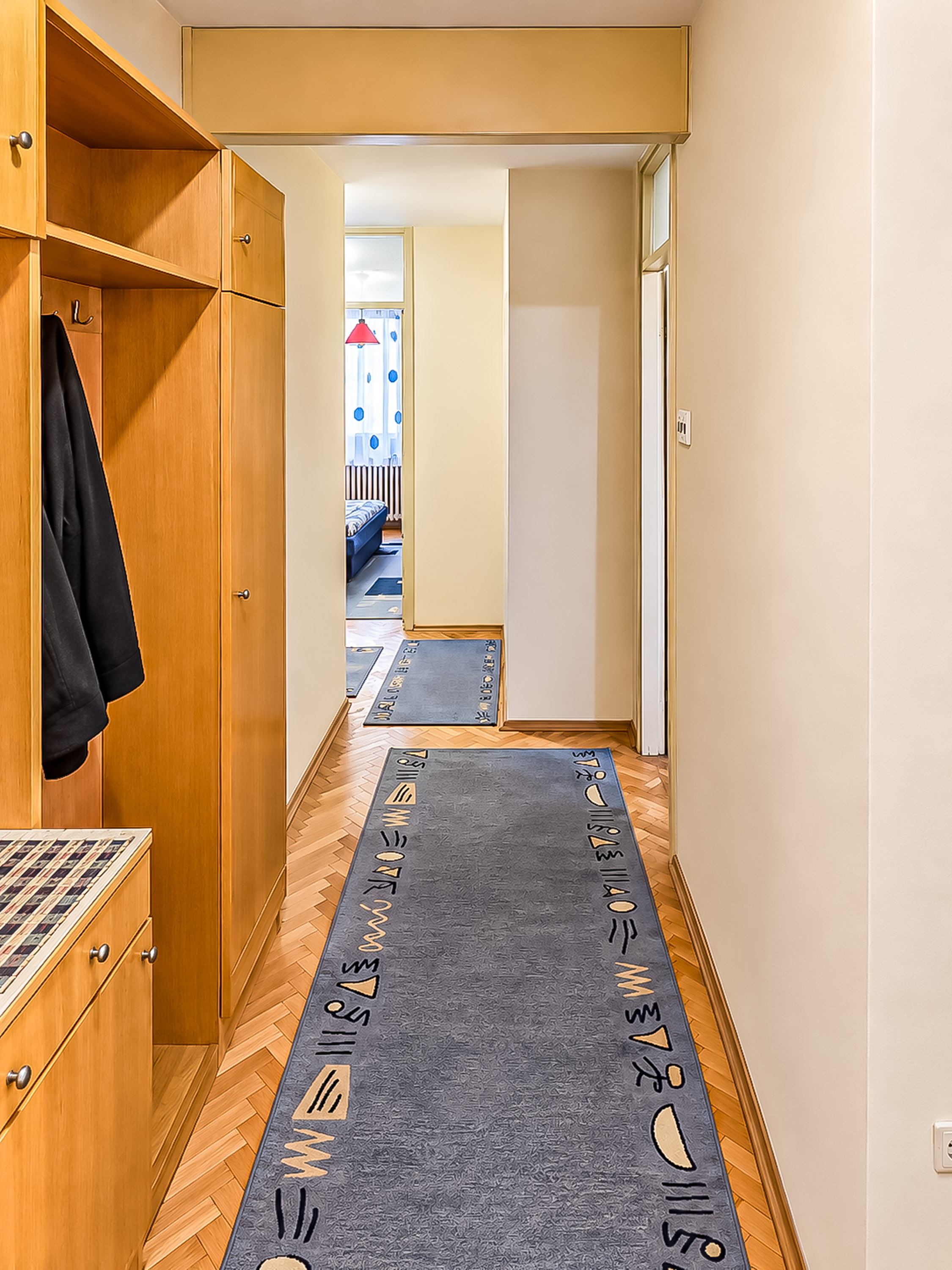 Trosoban stan Bulevar Nemanjića Zona 3 63m², 2 sprat — slika 21