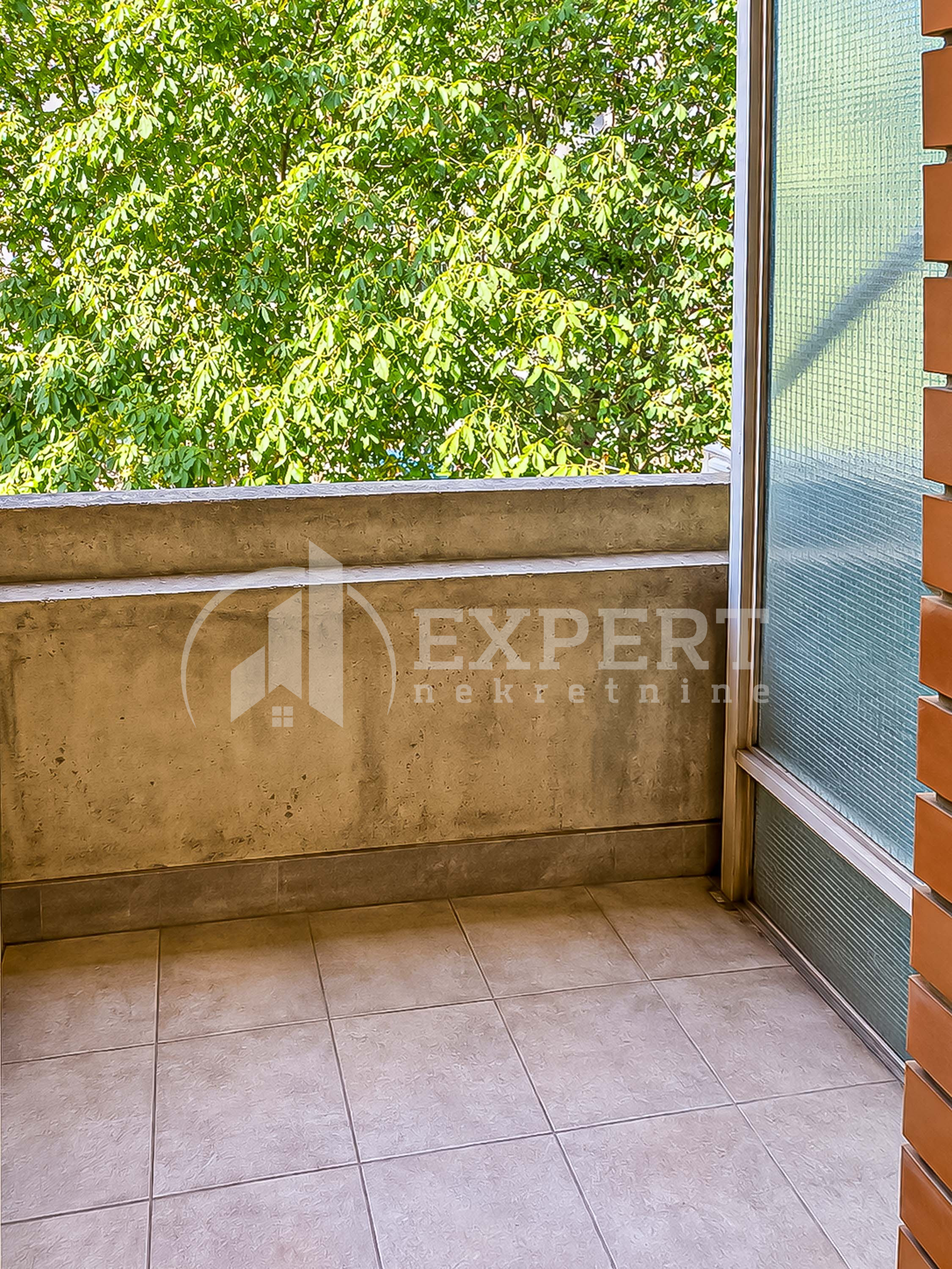 Trosoban stan Bulevar Nemanjića Zona 3 63m², 2 sprat — slika 39