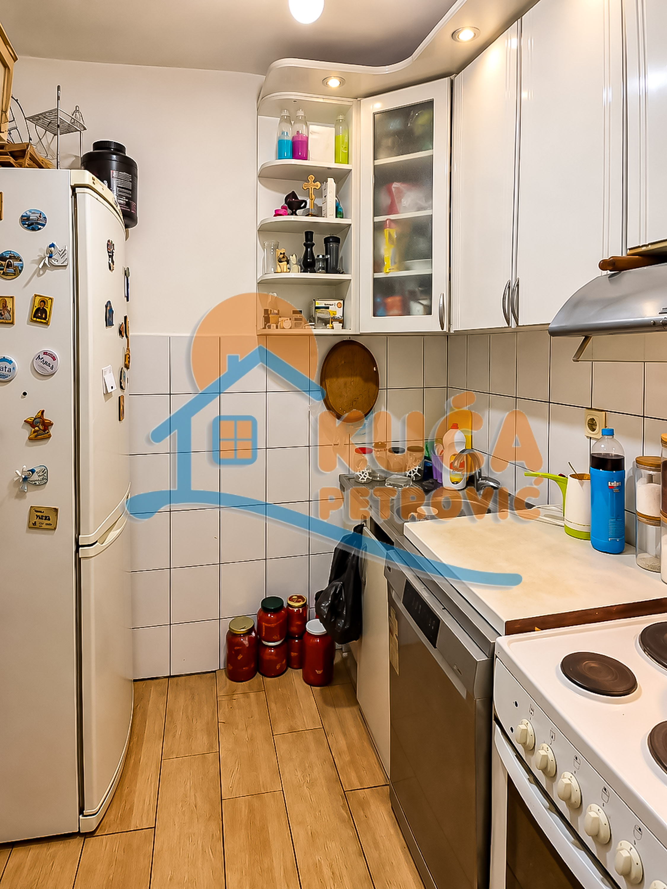 Dvoiposoban stan Nova železnička kolonija 55m², 2 sprat — slika 29