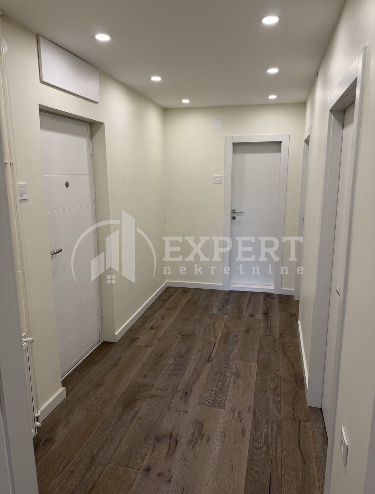Dvoiposoban stan Čair 64,57m², 2 sprat — slika 47
