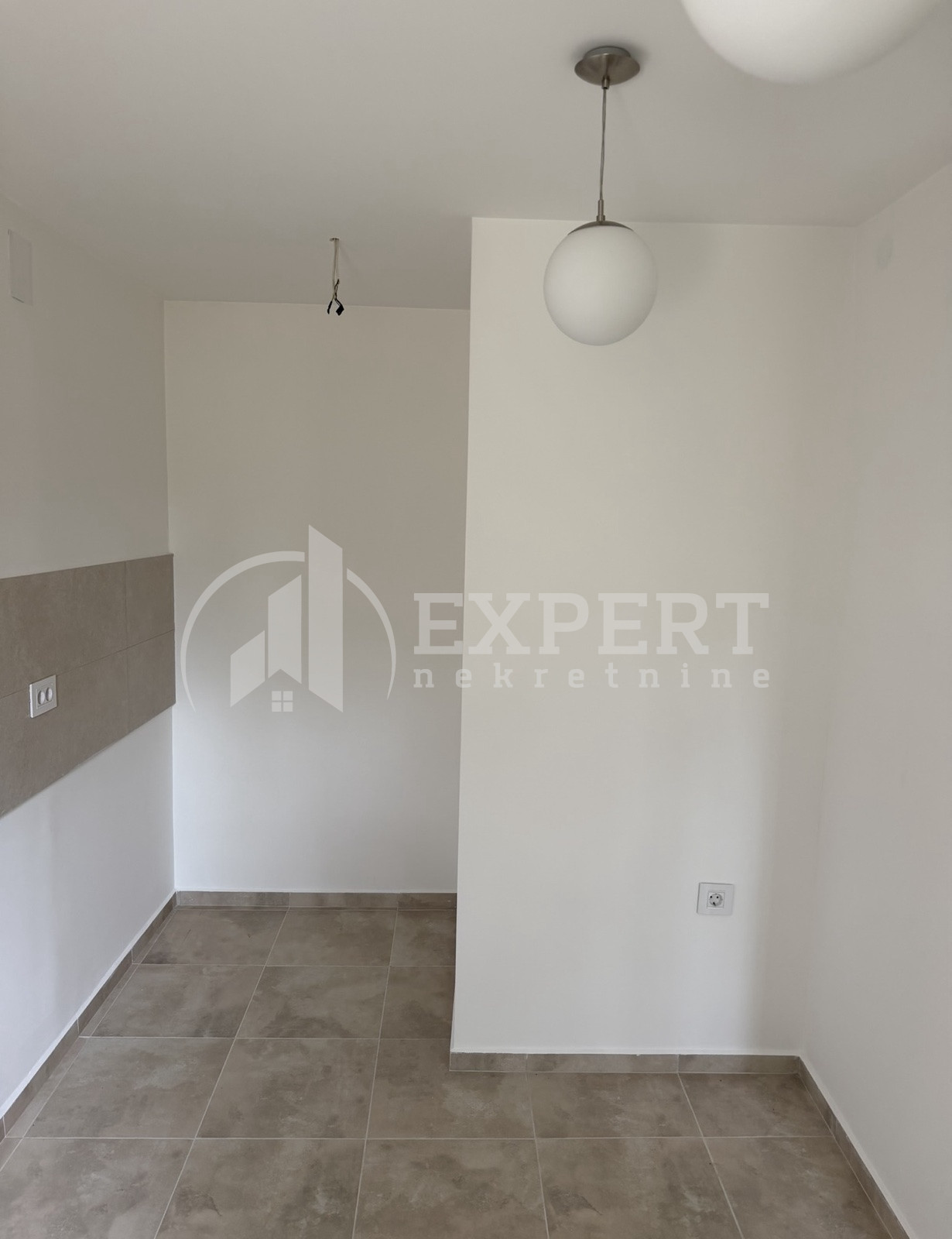 Dvoiposoban stan Čair 64,57m², 2 sprat — slika 55