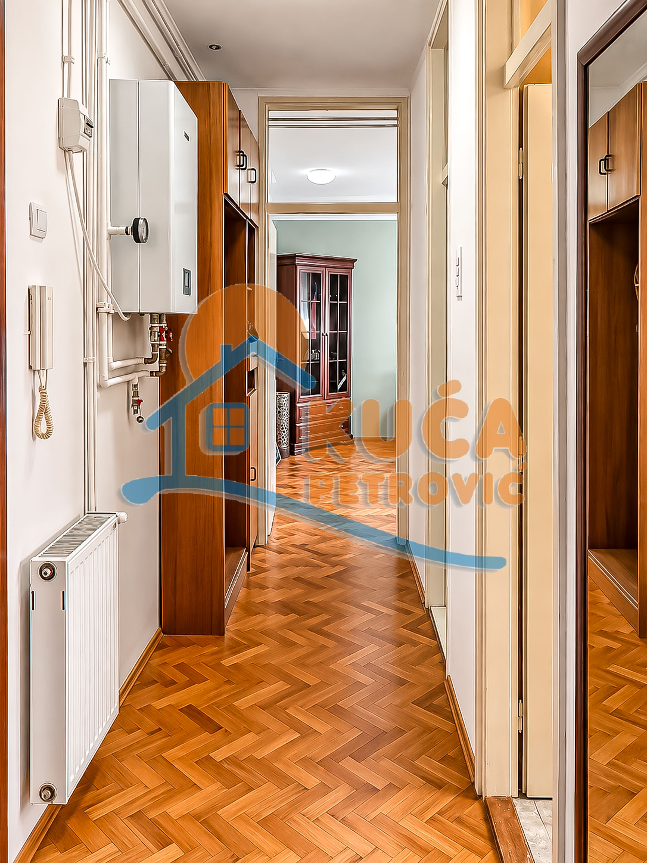 Dvosoban stan Dom zdravlja 48m², 2 sprat — slika 8