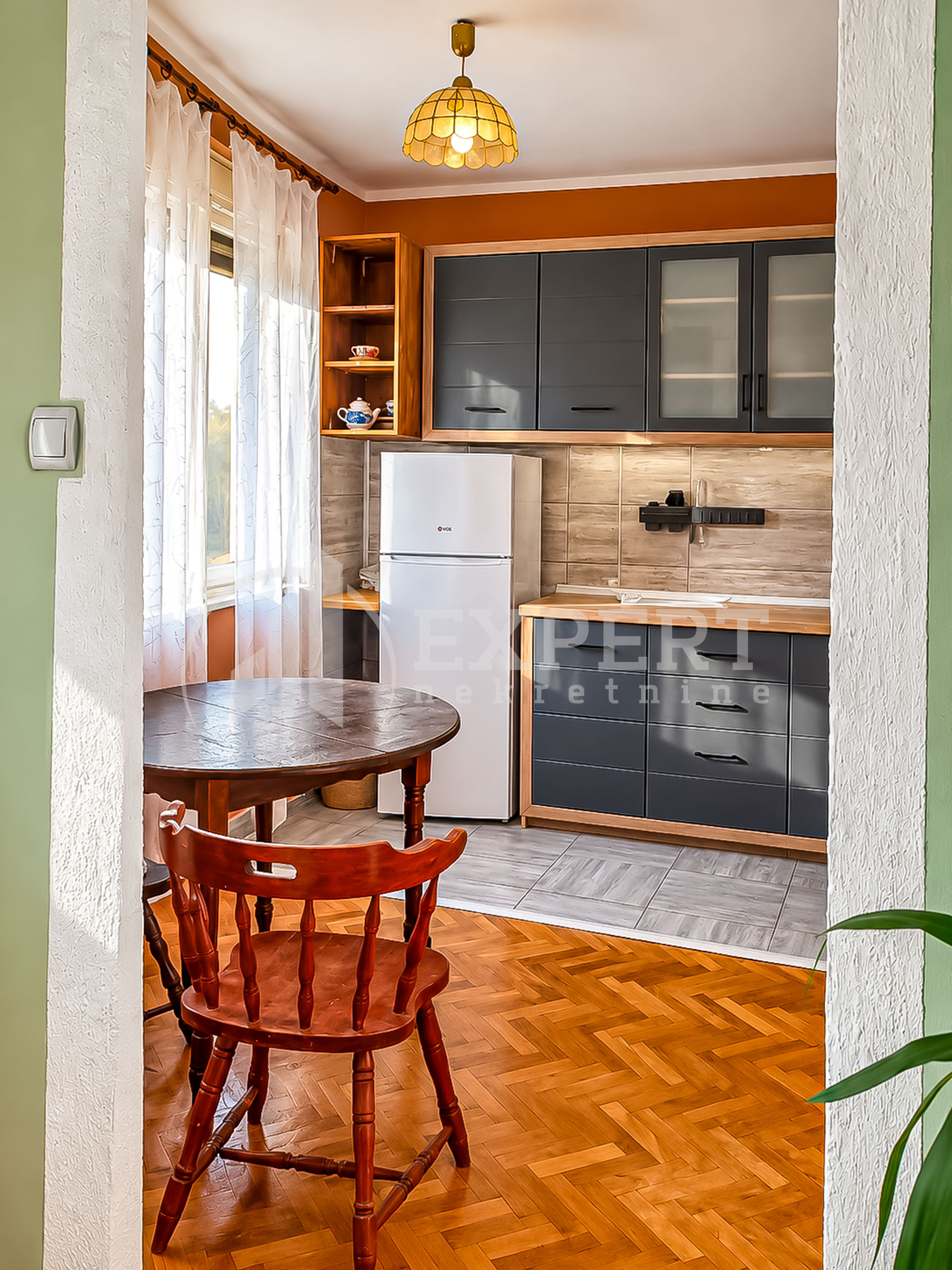 Dvosoban stan Dom zdravlja 48m², 2 sprat — slika 23