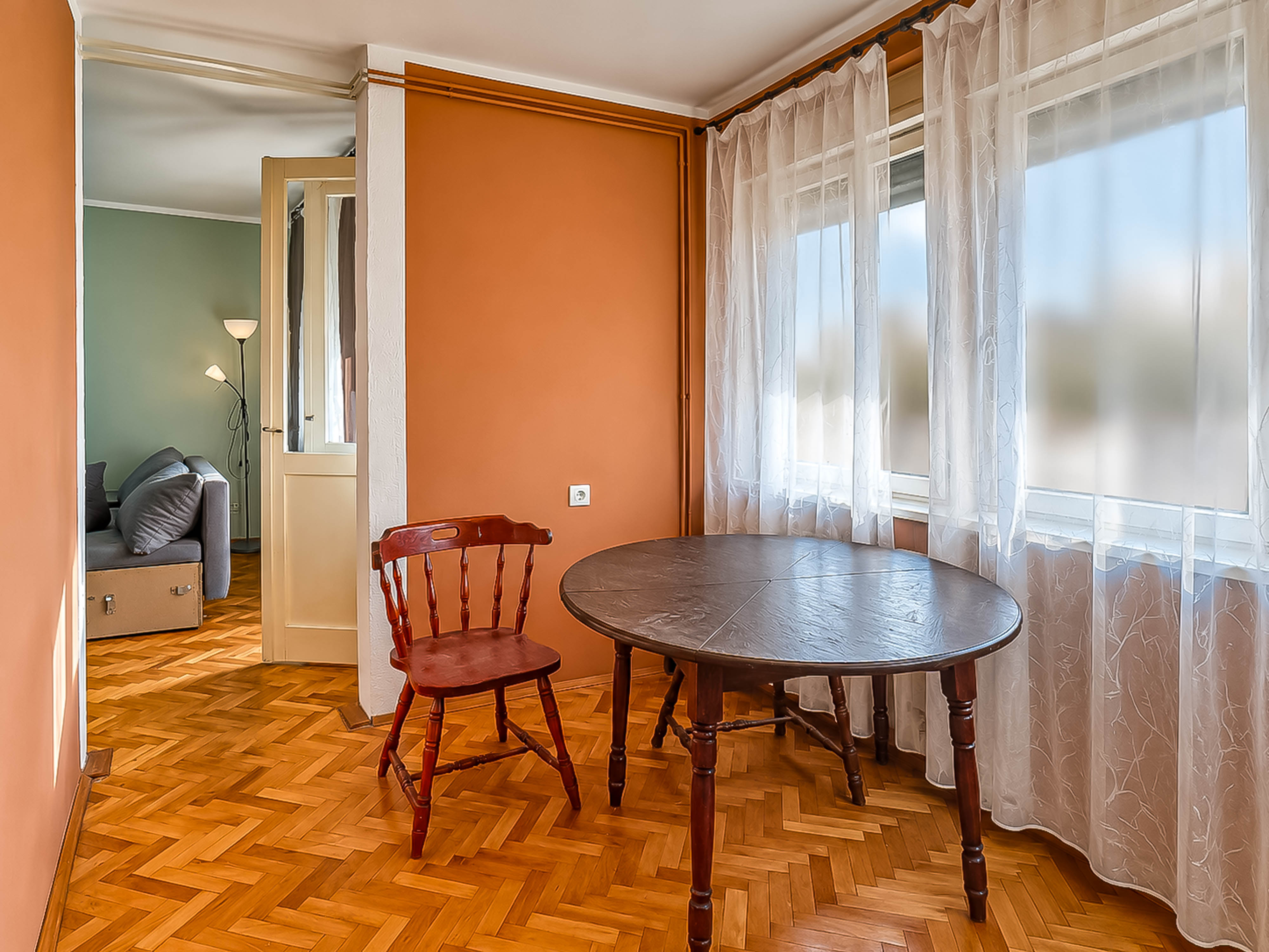 Dvosoban stan Dom zdravlja 48m², 2 sprat — slika 25