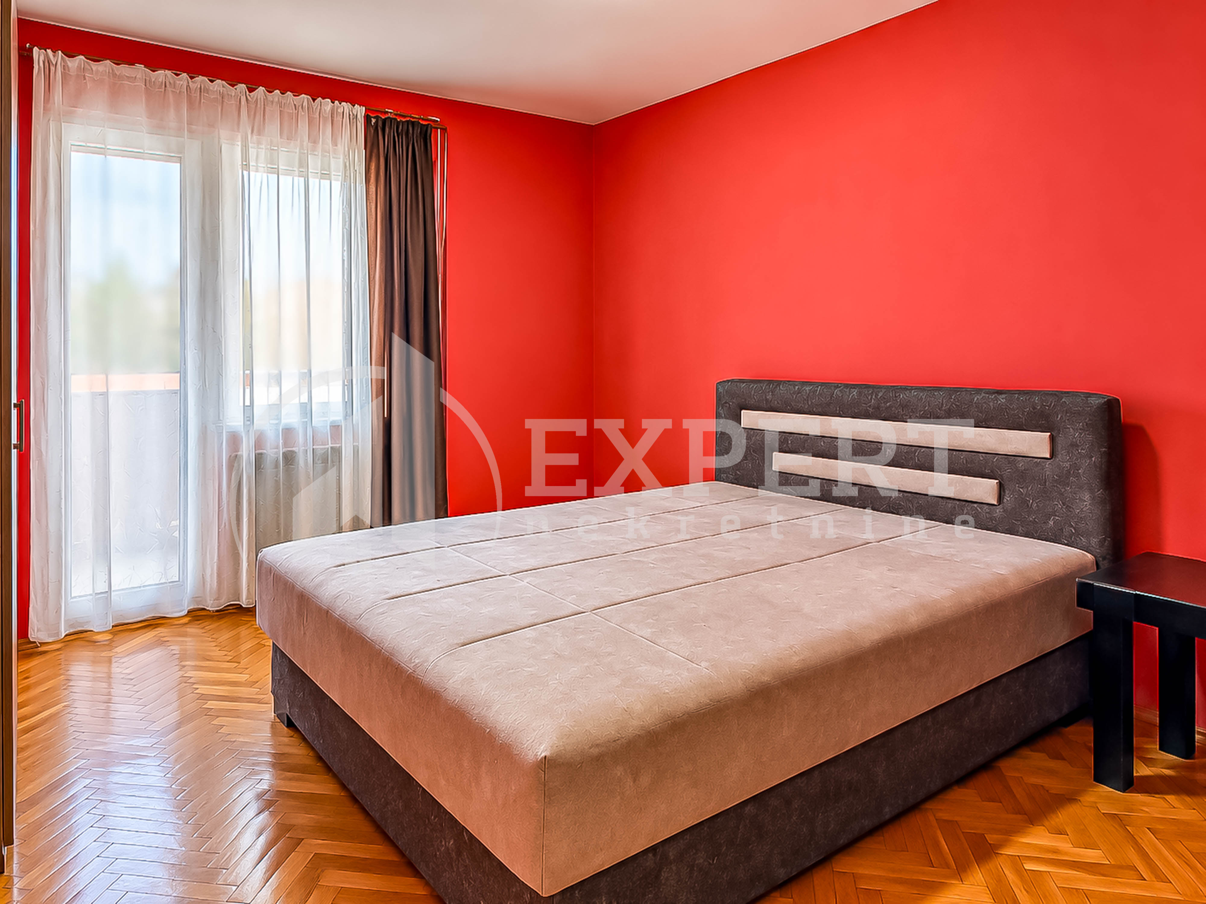 Dvosoban stan Dom zdravlja 48m², 2 sprat — slika 38