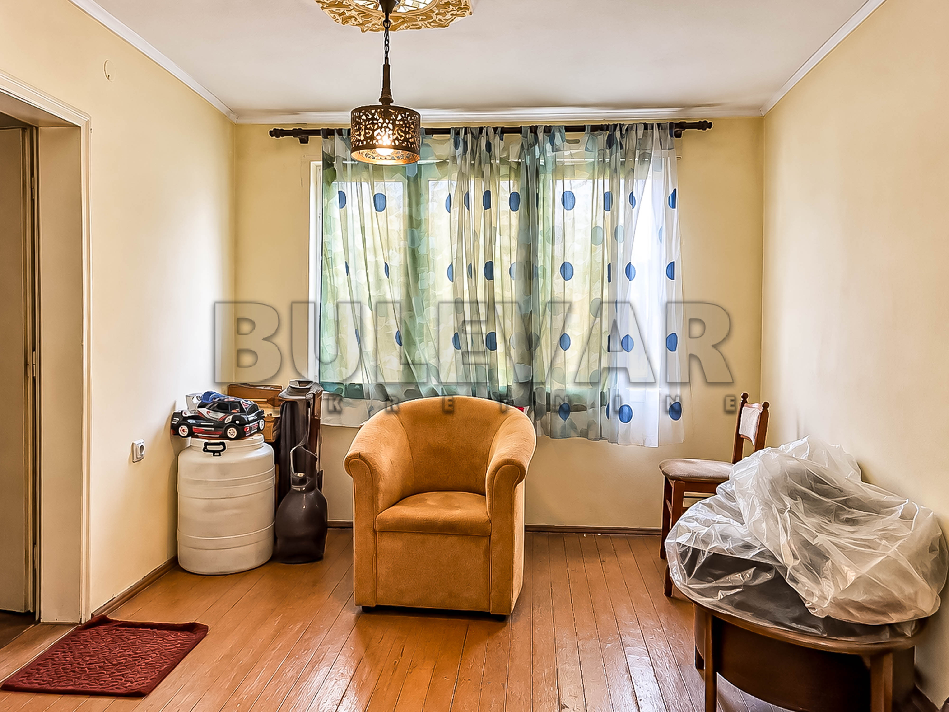 Jednoiposoban stan Palilula 38m², 1 sprat